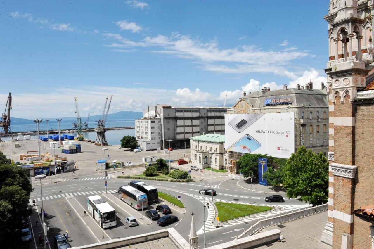 Apartments Colors Of Rijeka- Blue Bagian luar foto
